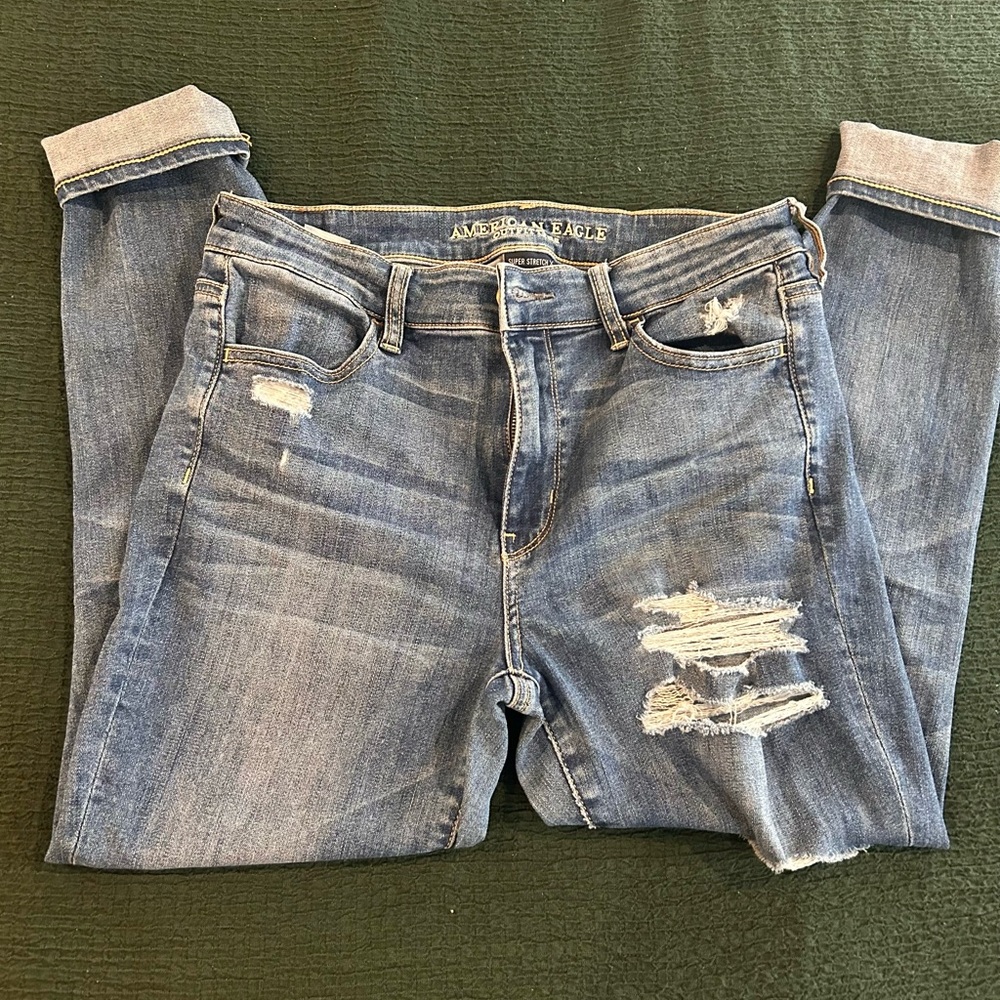 American Eagle Outfitters Women's Light Blue Ripped Skinny Jeans